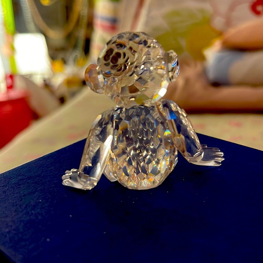 Swarovski Crystal Chimpanzee Monkey - Picture 10 of 10